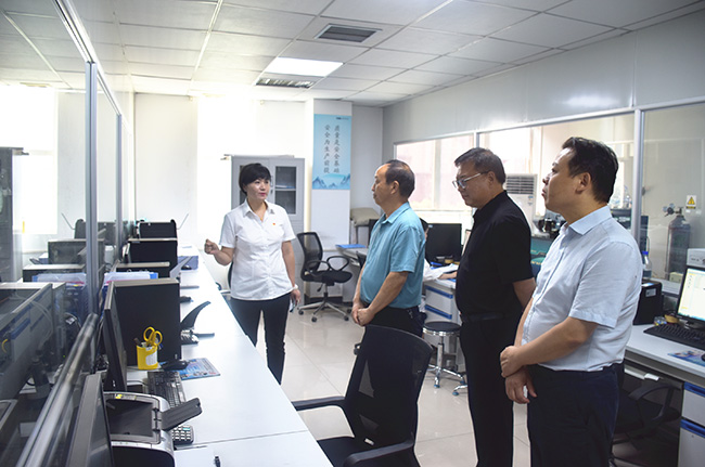 以黨建促進檢驗檢測高質量發(fā)展 | 河南廣電計量獲河南省市場監(jiān)管局調研組點贊
